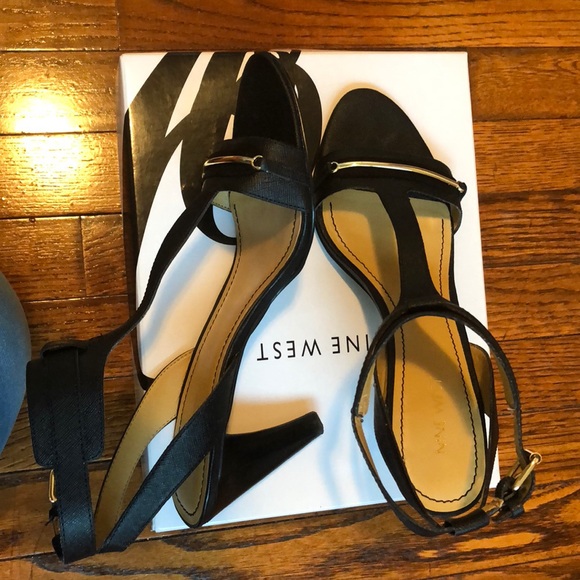 Nine West Tstrap sandals heels - Picture 3 of 3